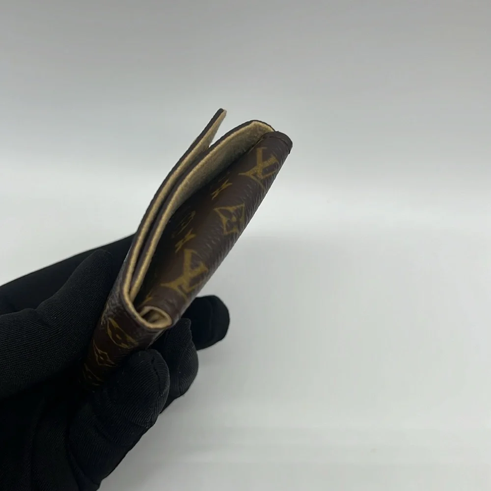 Louis Vuitton NWB Vintage 18K Yellow Gold Tiger Eye Padlock Shaped Pendant - Picture 14 of 16